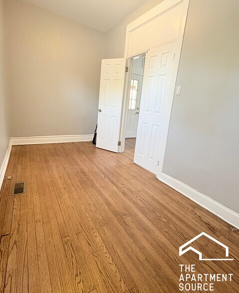 Building Photo - 2651 W 23rd Pl