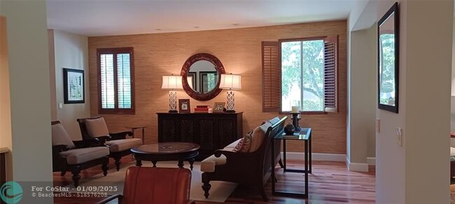 Building Photo - 6688 Via Regina