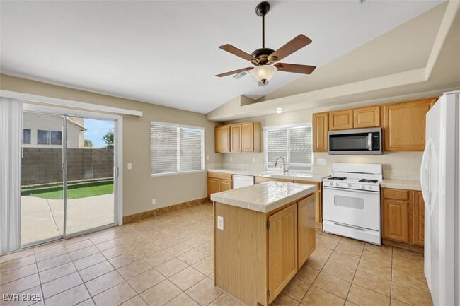 Building Photo - 234 Innsdale Ct