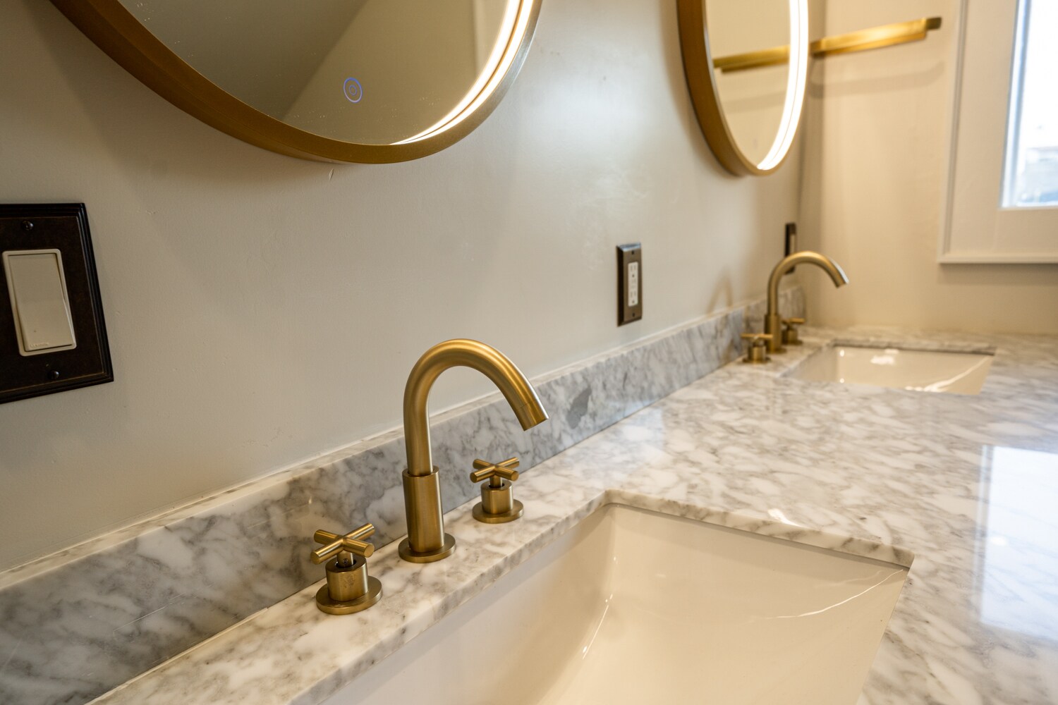 master bath - 1258 Essex St