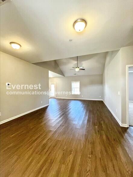 Building Photo - 1117 Prospect Ct