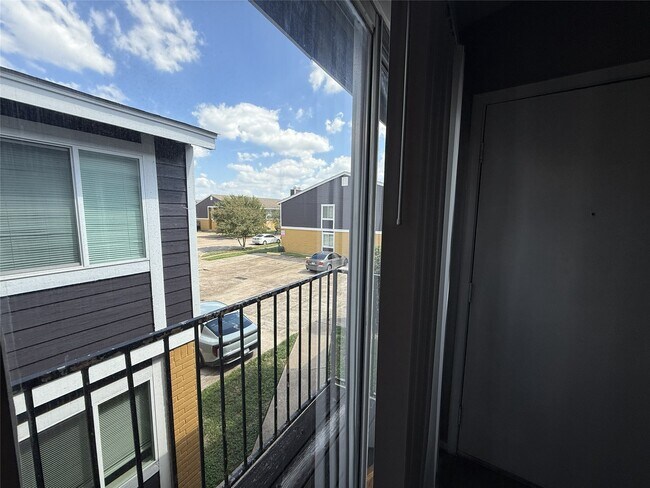 Building Photo - 12643 Ashford Meadow Dr