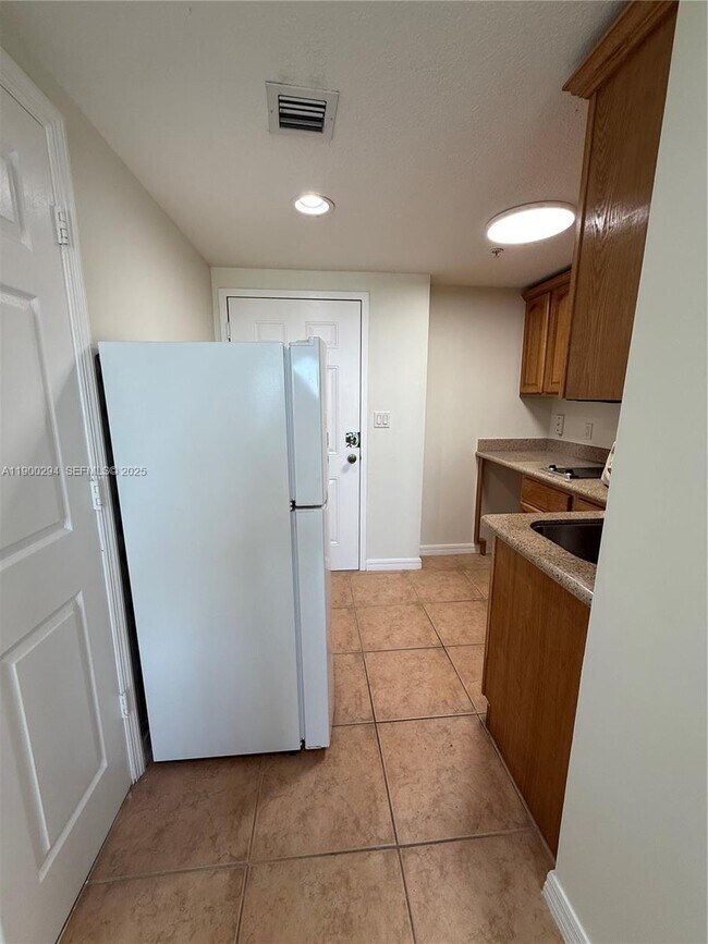 Building Photo - 4242 NW 2nd St