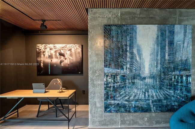Building Photo - 1451 Brickell Ave