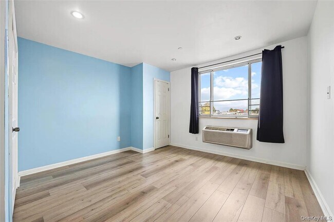 Building Photo - 106-07 Northern Blvd