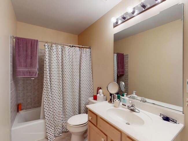 Building Photo - 113 Samuel Ct