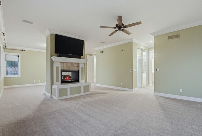 Building Photo - Gorgeous Custom Built Scripps Ranch Home Available Now!