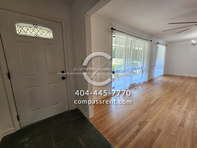 Building Photo - 2636 Whiteleigh Ct NE