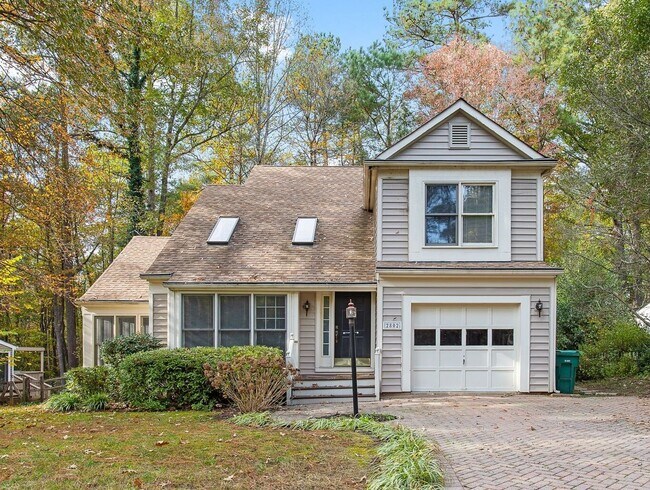 Primary Photo - Cool, Mod 2 Bedroom Home in Brandermill
