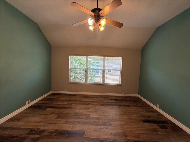 Building Photo - 29915 Sunwillow Creek Dr