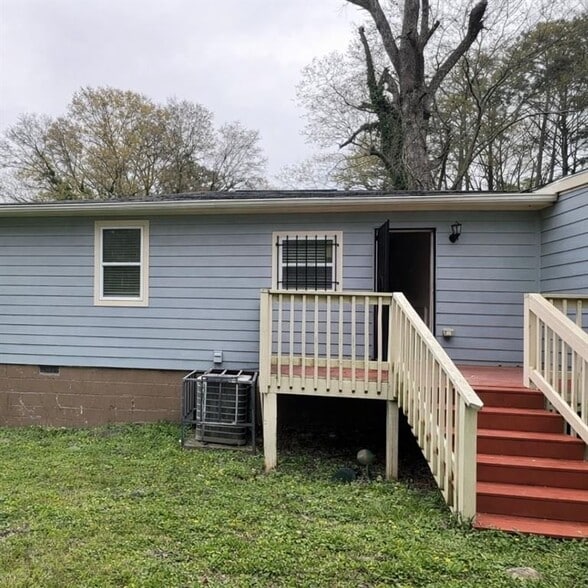 Building Photo - 16 Wadley St NW