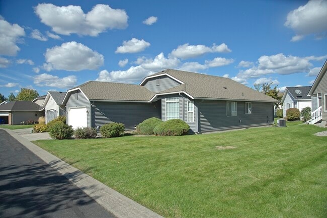Building Photo - 23019 E Remington Ln