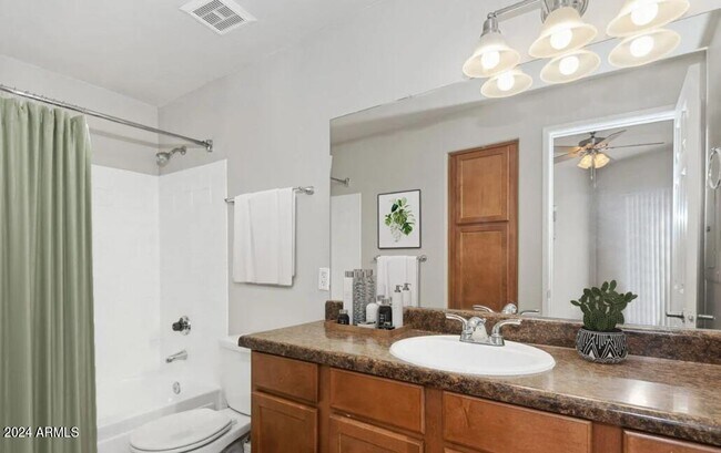 Building Photo - 9259 E Raintree Dr