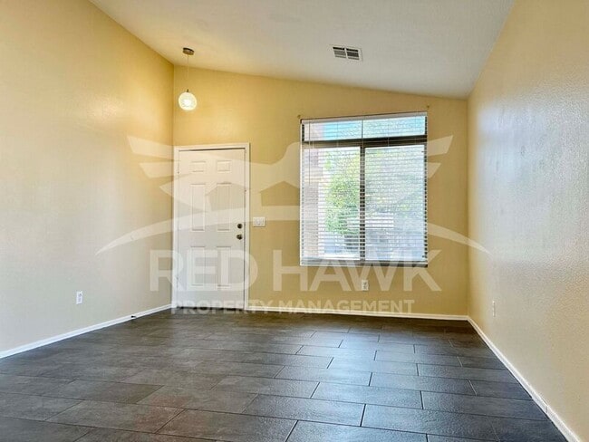 Building Photo - 3623 N 104th Dr