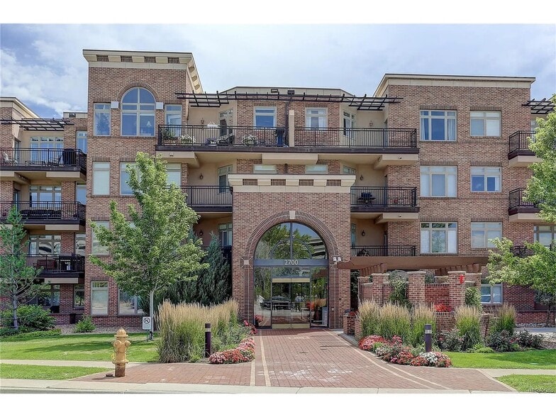 Front of building - 2700 E Cherry Creek South Dr