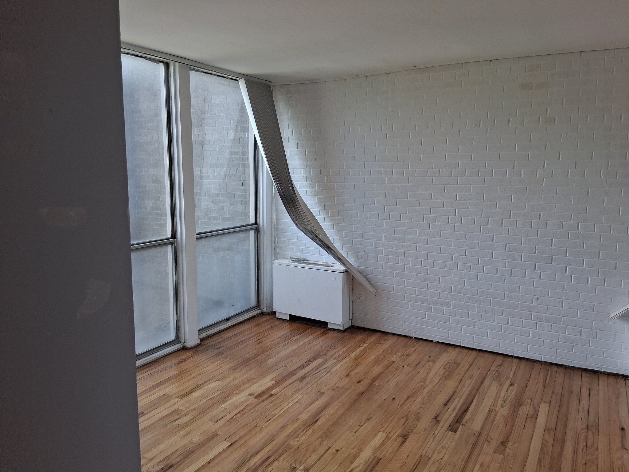 Building Photo - 2003 Orleans St