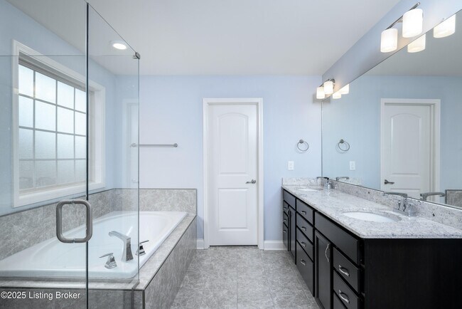 Building Photo - 14341 Halden Ridge Way