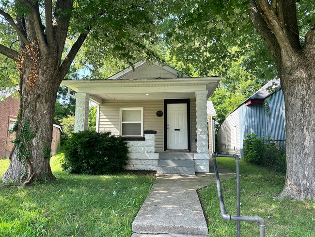 Building Photo - 3212 Hale Ave