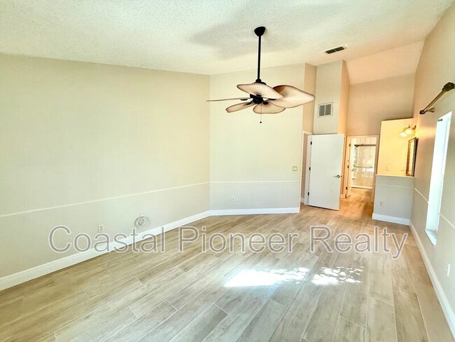 Building Photo - 8723 Imperial Ct