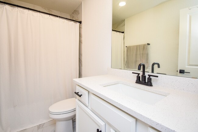 Building Photo - 23714 Sweeny Vly Dr