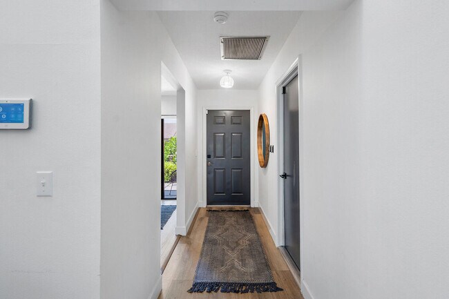 Building Photo - 12621 Shady Pines Ct