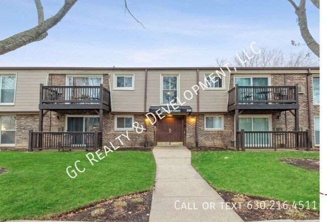 Primary Photo - 268 N Carter St