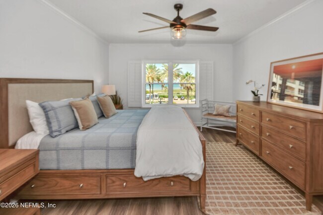 Building Photo - 922 1st St S