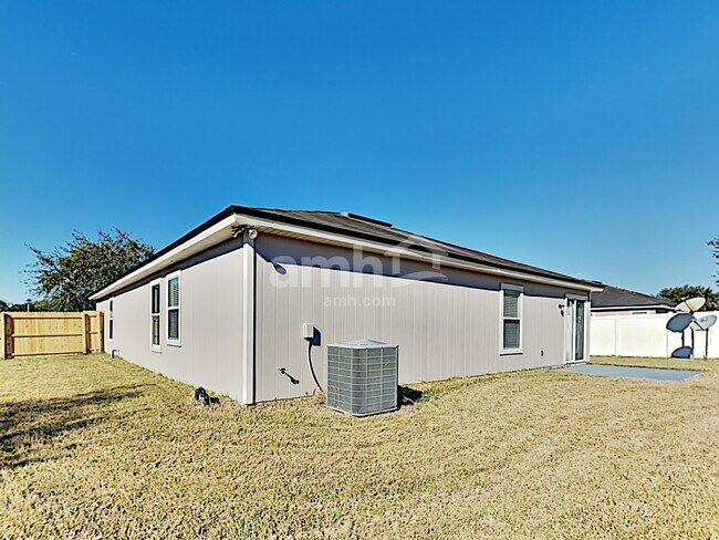 Building Photo - 11413 Riverstone Way