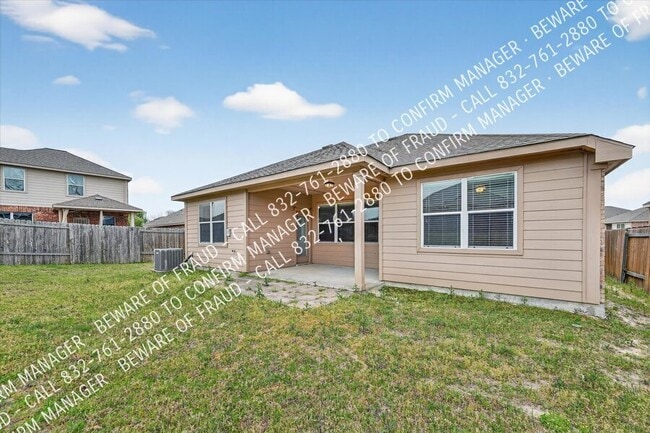 Building Photo - 2126 Redbud Dr