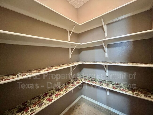 Building Photo - 1412 Sunflower Ct