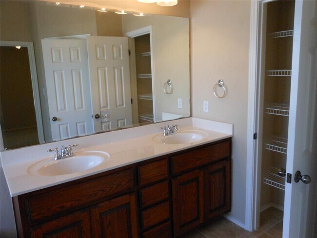 Building Photo - 40 Cypress Knee Ln