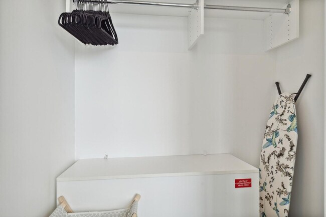 Building Photo - 399 Fremont St