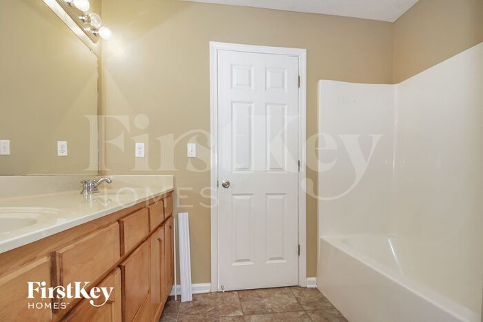 Building Photo - 5630 Casey Ln