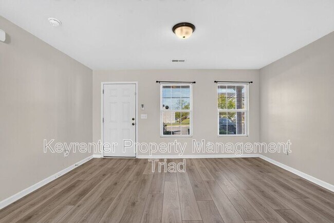 Building Photo - 1168 Brooksridge Way