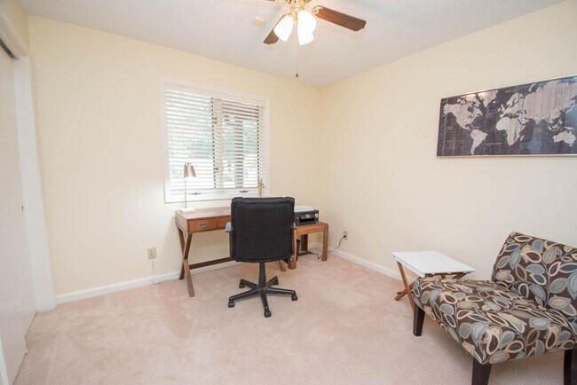 Building Photo - 106 Wexford Way