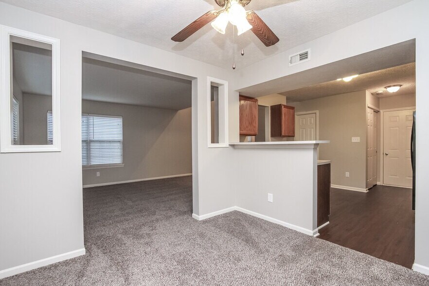 Building Photo - 4633 Owls Nest Pl