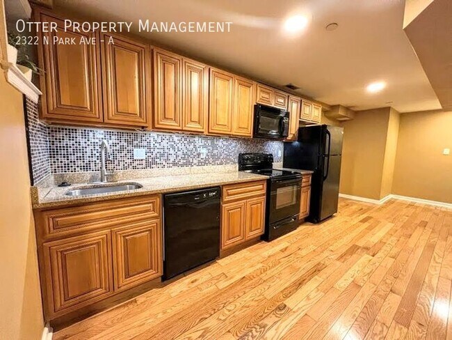 Primary Photo - 2322 N Park Ave