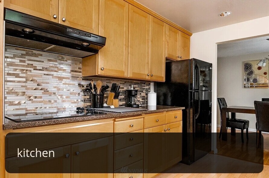 Updated kitchen - 9819 Willowood Pl SW