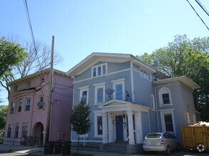 Building Photo - 171