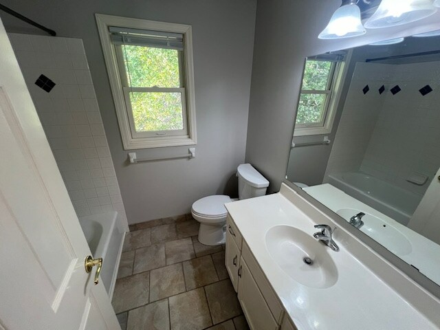 Building Photo - 12792 183rd Ct NW