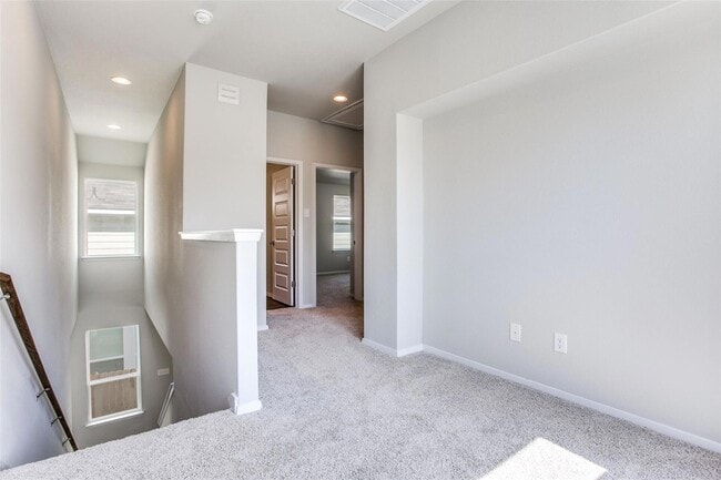 Building Photo - 11729 Lago de Garda Dr