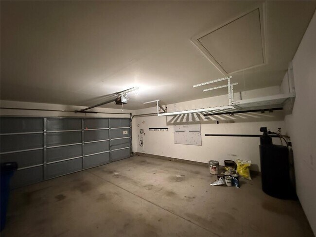 Building Photo - 645 Arrowood Pl