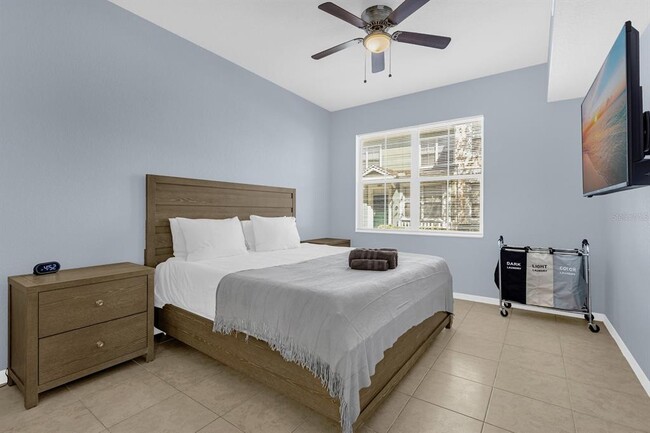 Building Photo - 4013 Venetian Bay Dr