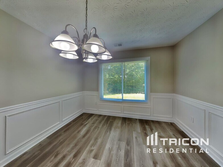 Building Photo - 703 Morgans Ridge Dr