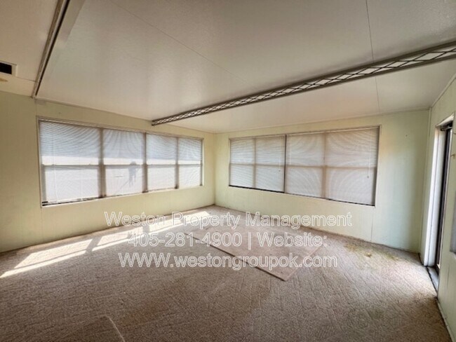 Building Photo - 3912 NW 56th St