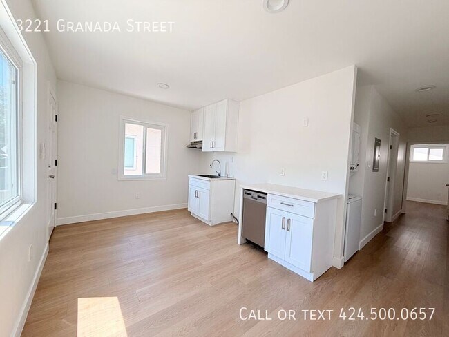 Building Photo - 3221 Granada St