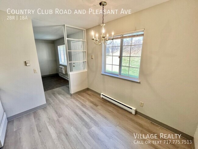 Building Photo - 605 Country Club Rd