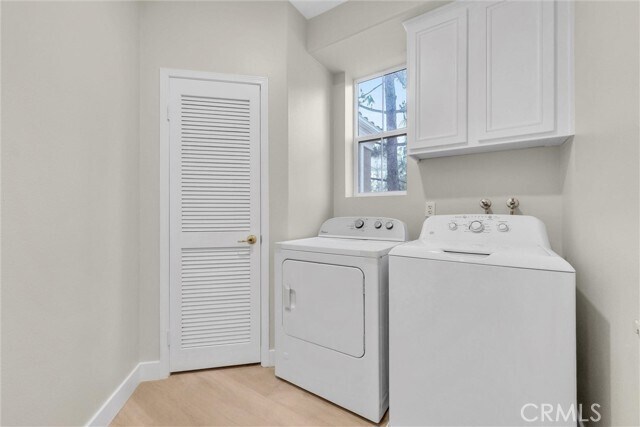 Building Photo - 702 Terra Bella