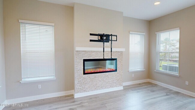 Building Photo - 511 Marquesa Cir
