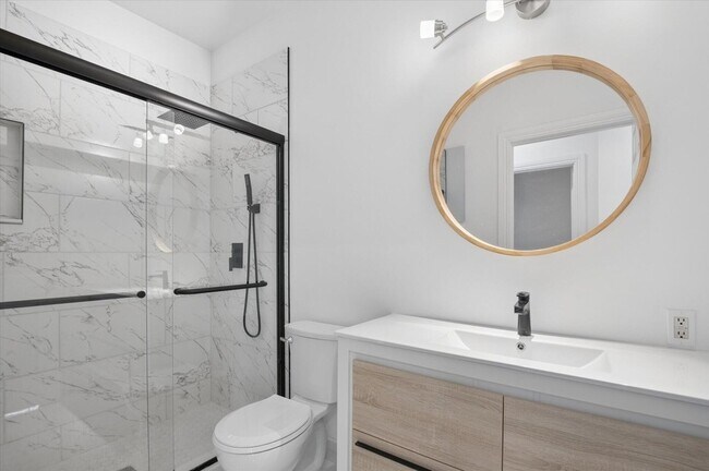 Building Photo - 11289 NW 65th Manor